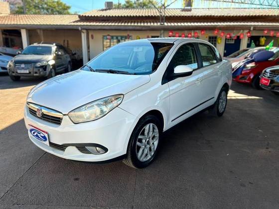 FIAT GRAND SIENA 1.6 MPI ESSENCE 16V FLEX 4P AUTOMATIZADO FIAT GRAND SIENA 1.6 MPI ESSENCE 16V FLEX 4P AUTOMATIZADO